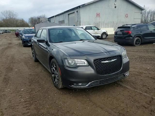 Chrysler 300 2017