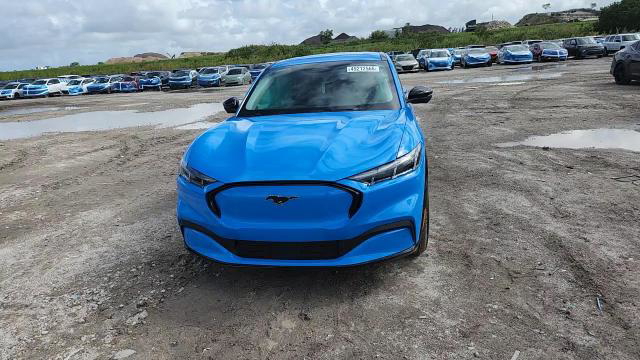 Ford Mustang 2024