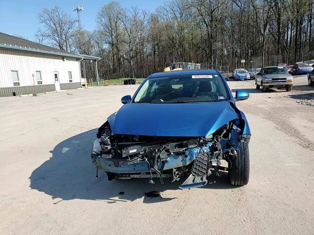 Mazda 3 2012