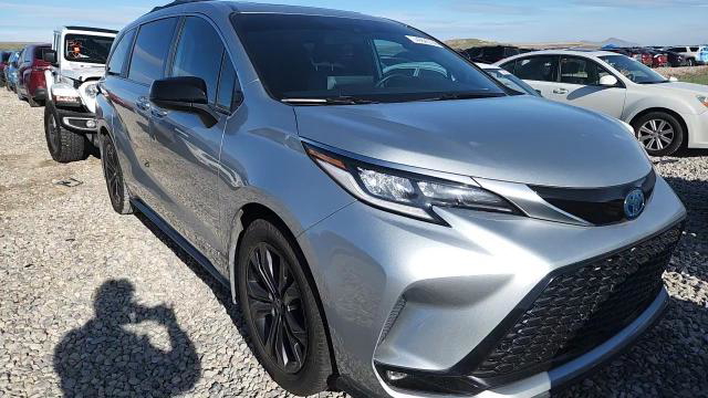 Toyota Sienna 2021