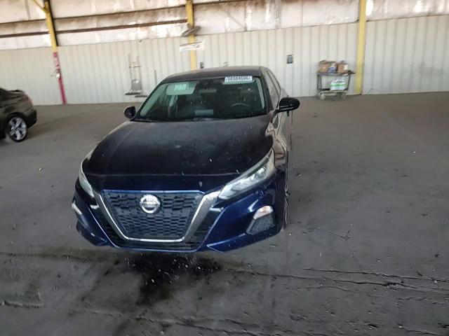 Nissan Altima 2020
