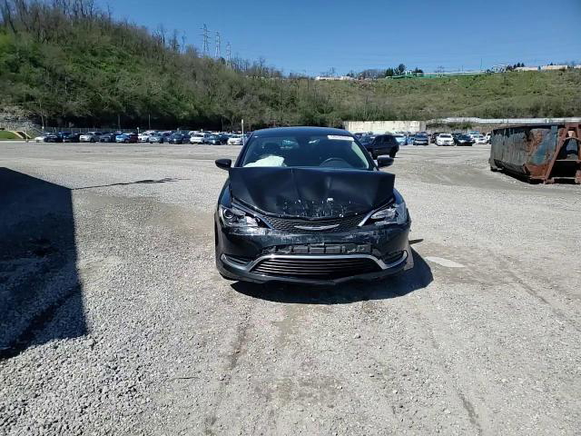 Chrysler 200 2015