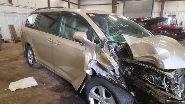 Toyota Sienna 2013