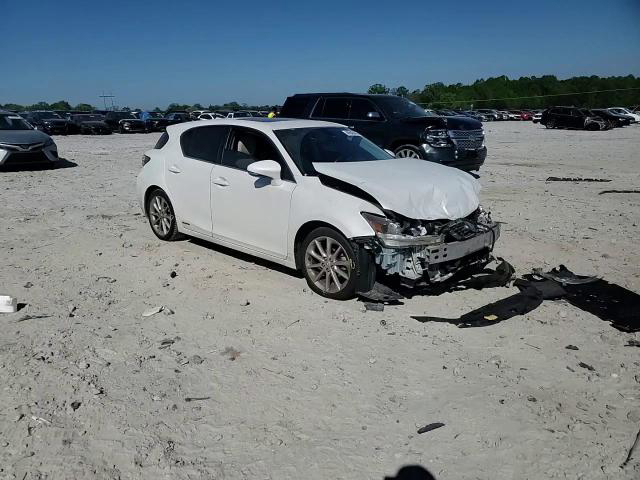 Lexus CT 2013