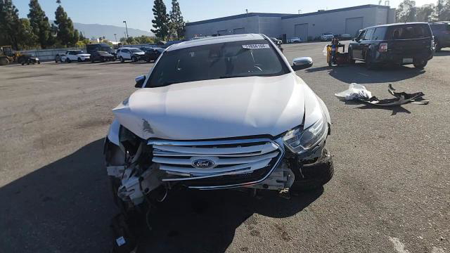 Ford Taurus 2017