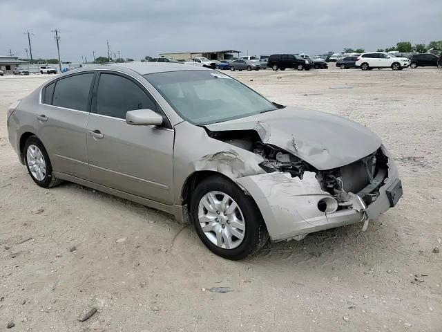 Nissan Altima 2012