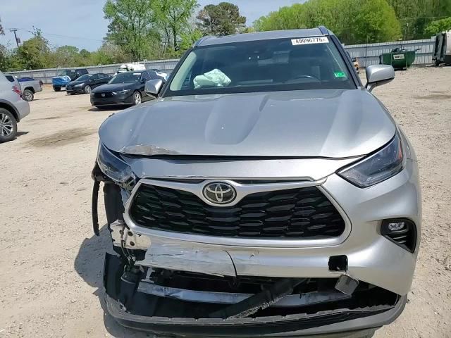 Toyota Highlander 2021