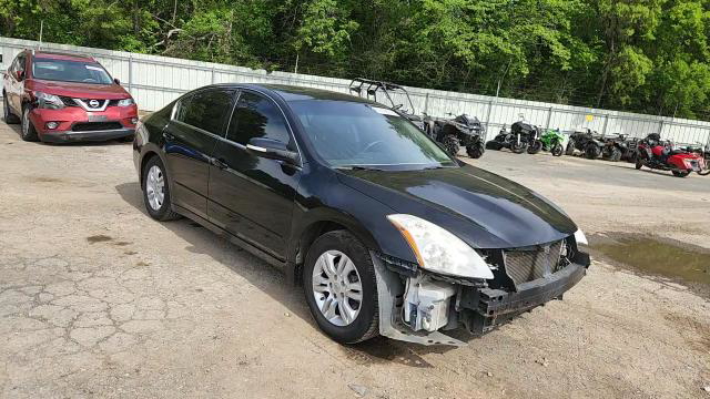 Nissan Altima 2012