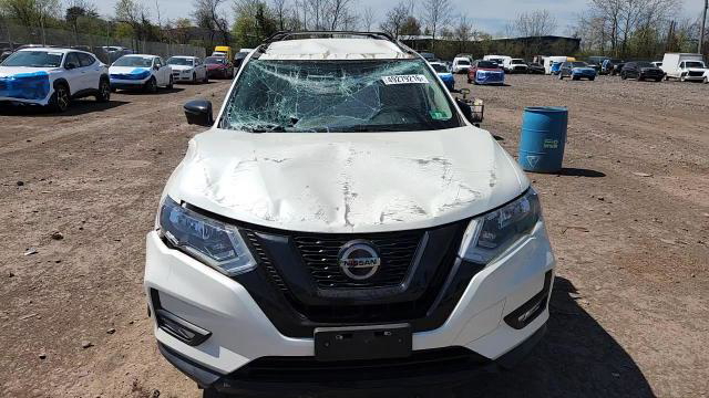 Nissan Rogue 2018