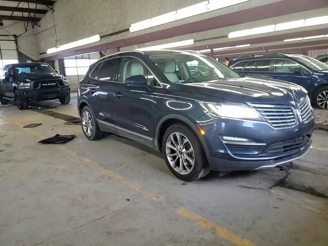 Lincoln MKZ 2015