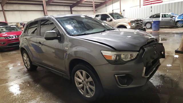 Mitsubishi Outlander 2015