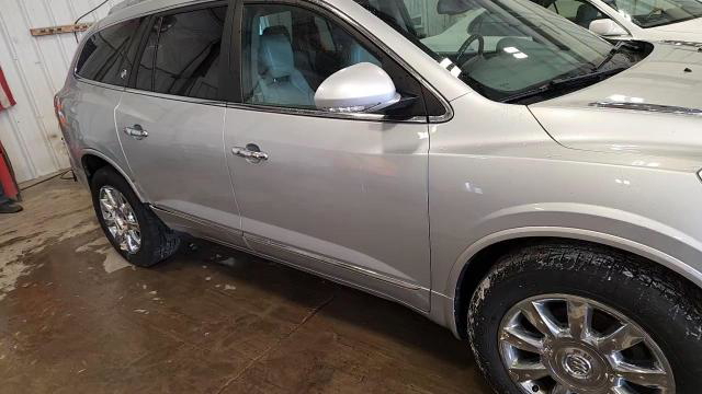 Buick Enclave 2015