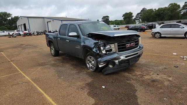 GMC Sierra 2011