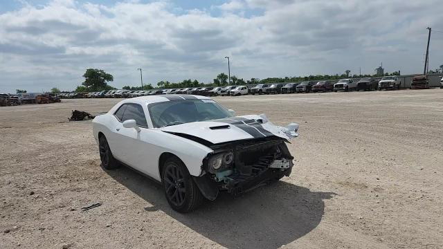 Dodge Challenger 2021