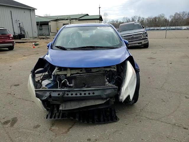 Nissan Versa 2015