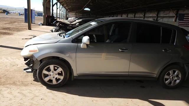 Nissan Versa 2007