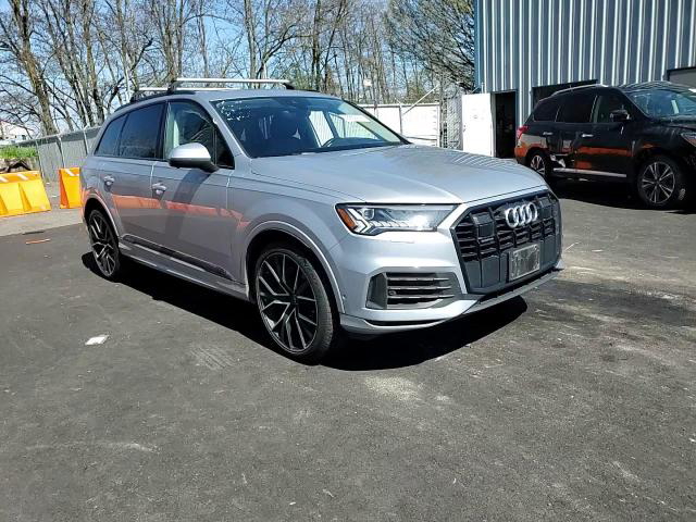 Audi Q7 2021