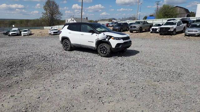 Jeep Compass 2025