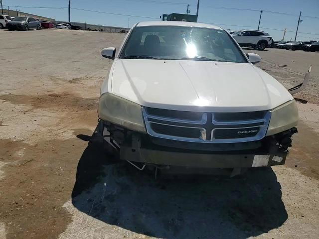 Dodge Avenger 2011