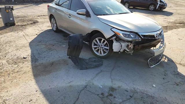 Toyota Avalon 2014