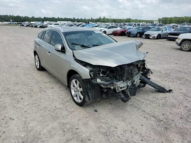 Volvo V60 2016