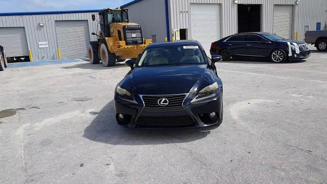 Lexus IS 2014
