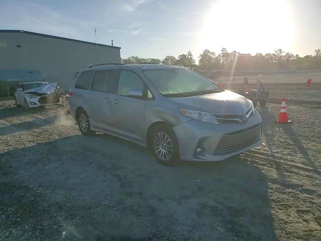 Toyota Sienna 2018
