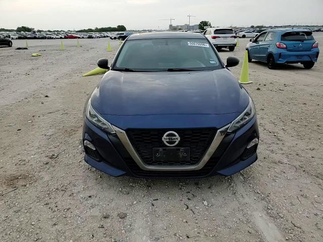 Nissan Altima 2019
