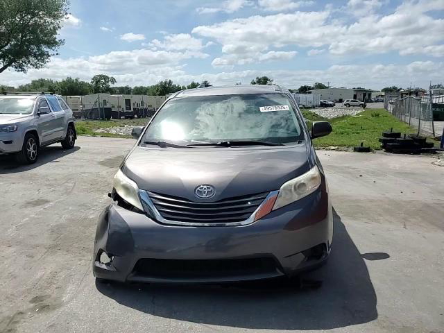 Toyota Sienna 2015