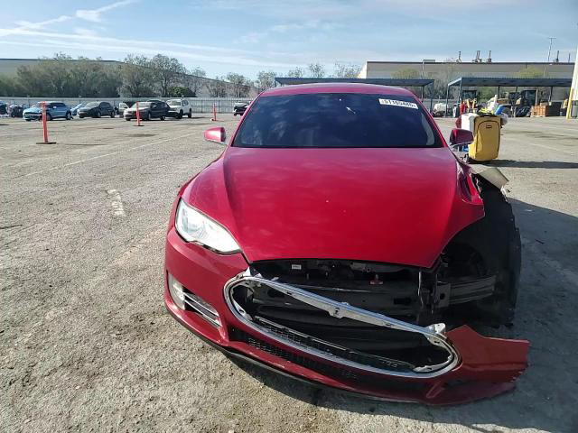 Tesla Model S 2013