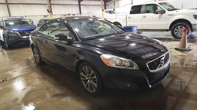 Volvo C70 2012