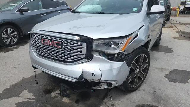 GMC Acadia 2017