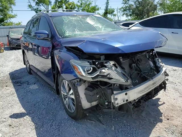 Nissan Pathfinder 2017