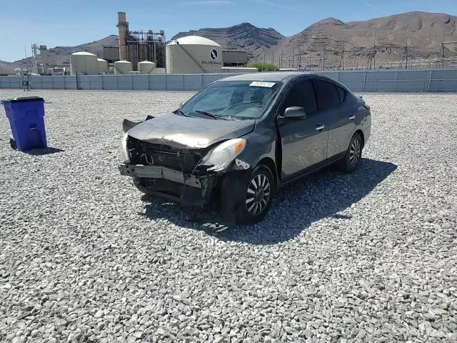 Nissan Versa 2013