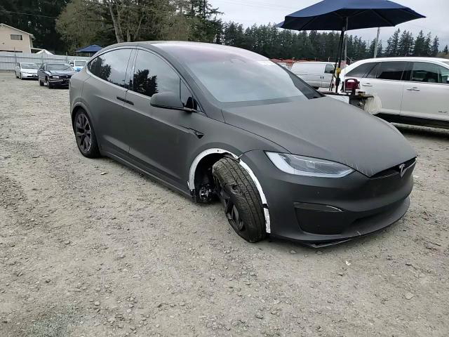 Tesla Model X 2025