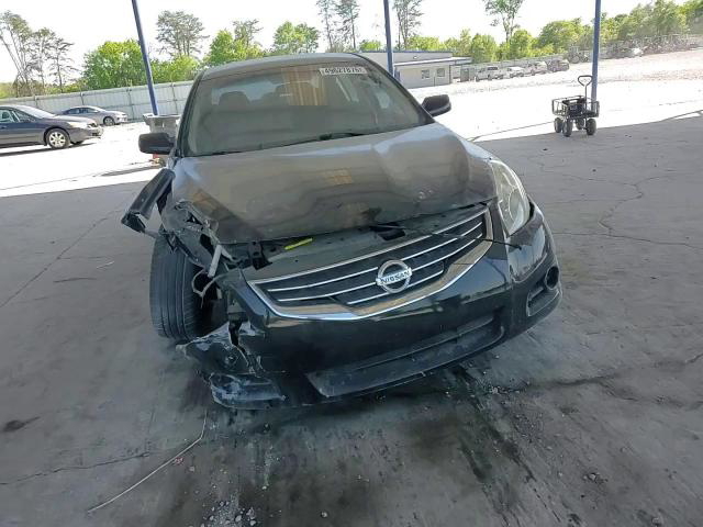 Nissan Altima 2011