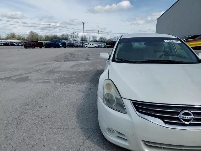 Nissan Altima 2011