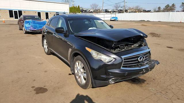 Infiniti FX 2012