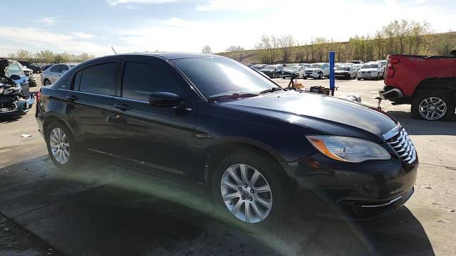 Chrysler 200 2013