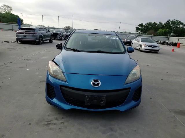 Mazda 3 2012