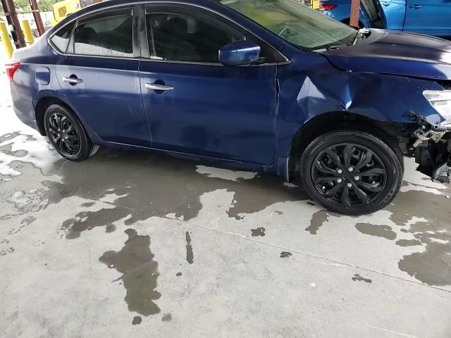 Nissan Sentra 2018