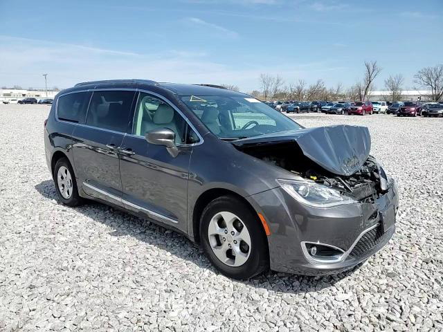 Chrysler Pacifica 2017