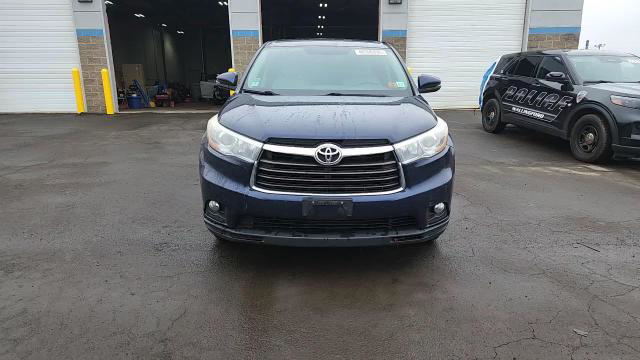 Toyota Highlander 2016