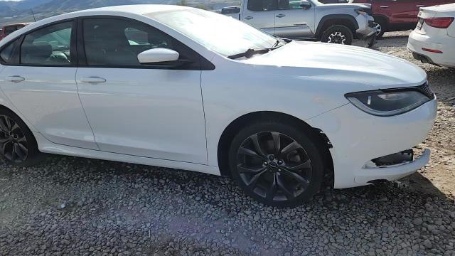 Chrysler 200 2015