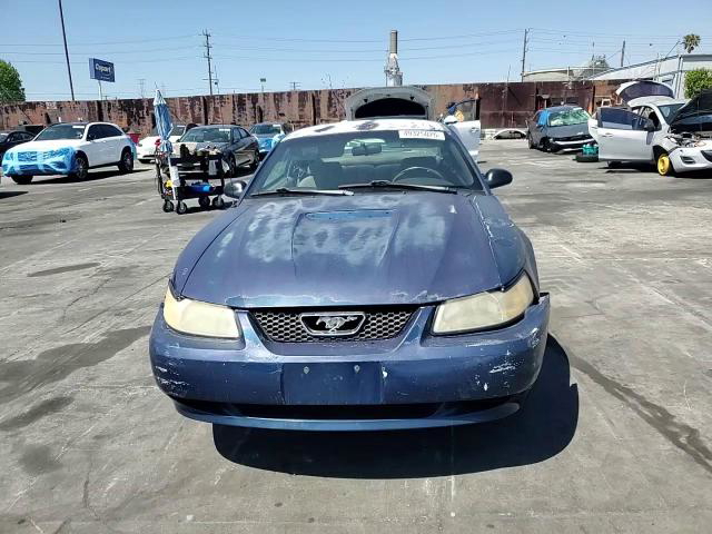 Ford Mustang 1999