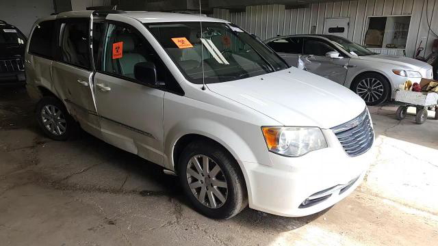 Chrysler Voyager 2013