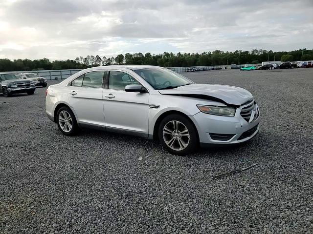 Ford Taurus 2014
