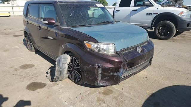 Scion xB 2012