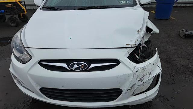 Hyundai Accent 2012