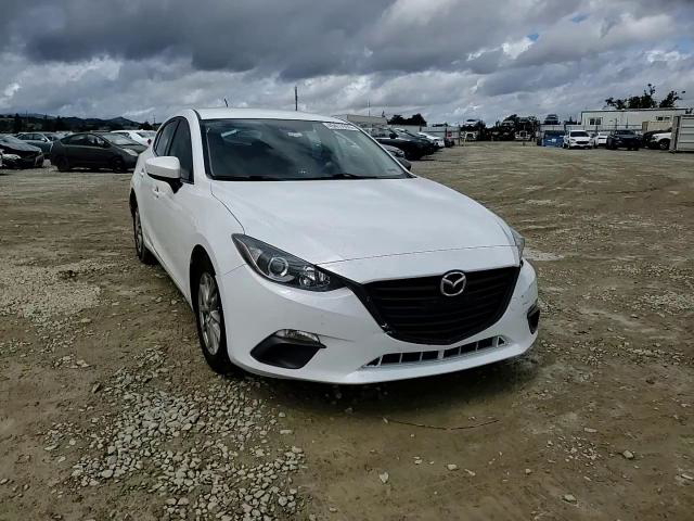 Mazda 3 2016